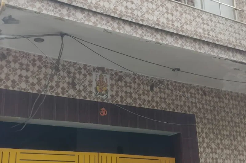 162 gaj house west ram nagar for sale